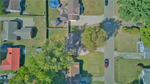 729 Orlo Ln, Boardman, OH 44512 photo 2