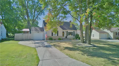 729 Orlo Ln, Boardman, OH 44512