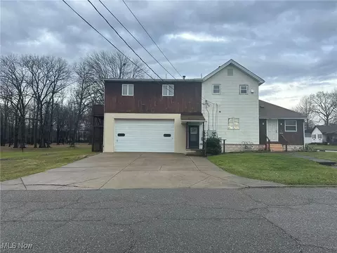 104 Evans St, Niles, OH 44446