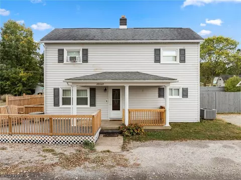48660 Dewey Ave, Saint Clairsville, OH 43950