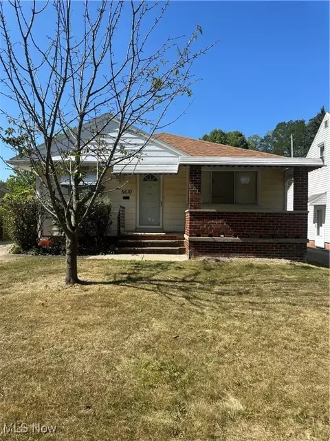 5610 Dunham Rd, Maple Heights, OH 44137