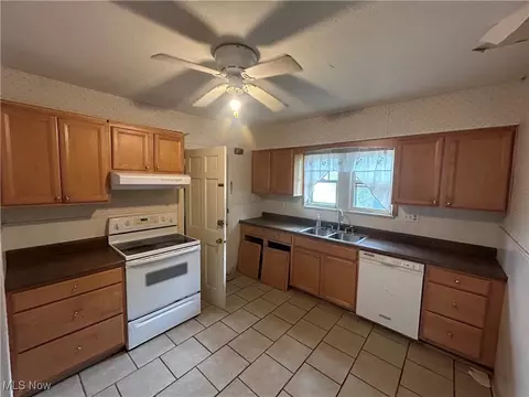 5503 Southern Blvd, Boardman, OH 44512 photo 3
