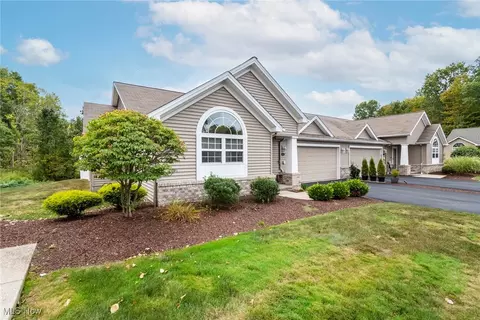 5823 Herons Blvd #A, Austintown, OH 44515