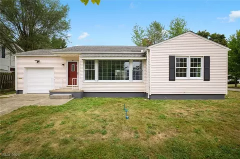 449 E Dresden Ave, Akron, OH 44301