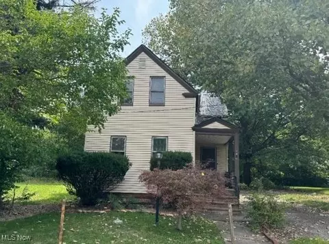 2945 E 112th St, Cleveland, OH 44104