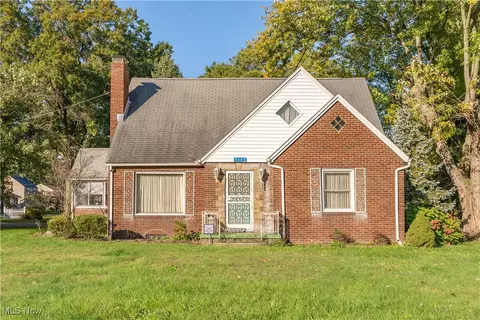 2607 Lakeside Ave NW, Canton, OH 44708