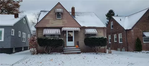 13722 Wainstead Ave, Cleveland, OH 44111