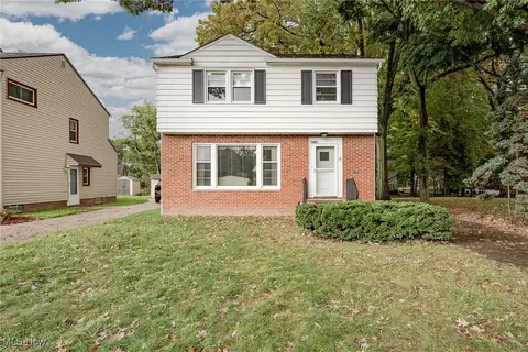 4035 Charlton Rd, South Euclid, OH 44121