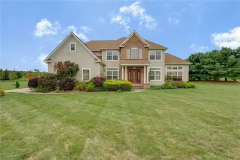 2218 Irene Rd, Wadsworth, OH 44281