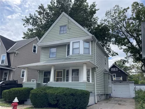 1592 Olivewood Ave, Lakewood, OH 44107
