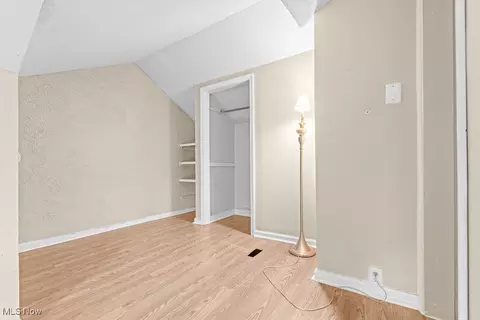 Bedroom - 915 Rosemont Ct NW, Canton, OH 44708 photo 7 of 11