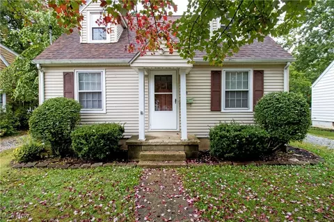 230 Ihrig, Wooster, OH 44691