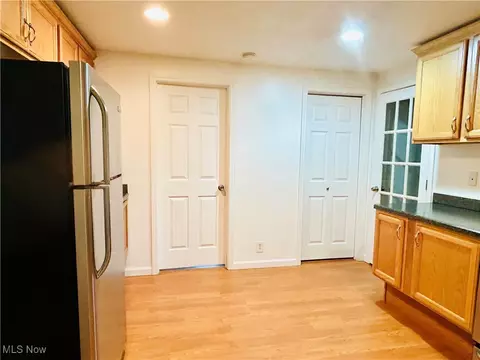 37 Harvey St, Struthers, OH 44471 photo 7