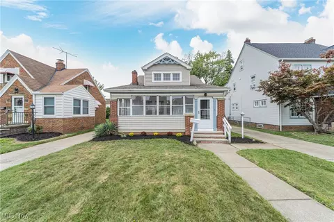 284 E 194th St, Cleveland, OH 44119