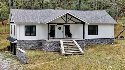 3948 State Route 60, Killbuck, OH 44637