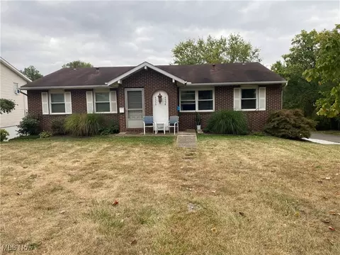 4556-4558 2nd St NW, Canton, OH 44708