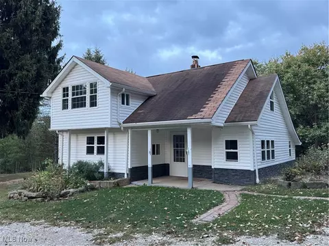 2360 Scio Rd SW, Carrollton, OH 44615