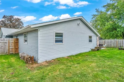 251 Windsor Dr, Elyria, OH 44035 photo 22