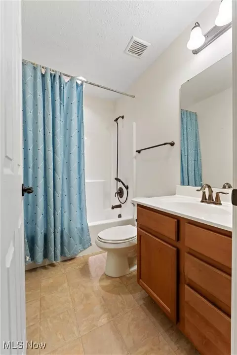 1611 Seabiscuit Dr NE, Canton, OH 44721 photo 28