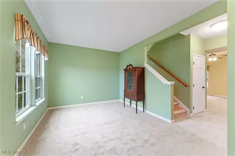 1611 Seabiscuit Dr NE, Canton, OH 44721 photo 5