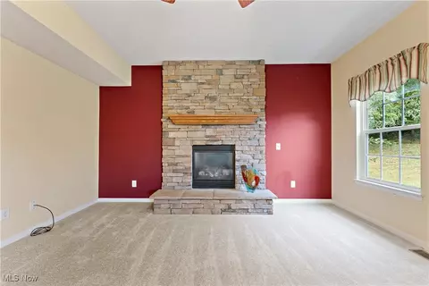 1611 Seabiscuit Dr NE, Canton, OH 44721 photo 9