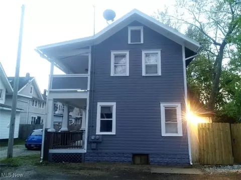 860 Chalker St, Akron, OH 44310 photo 20