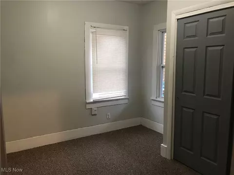 860 Chalker St, Akron, OH 44310 photo 18