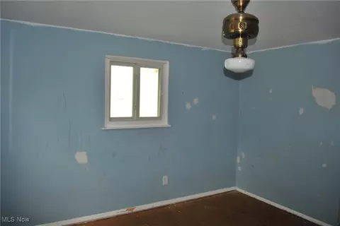 174 Warden Ave, Elyria, OH 44035 photo 13