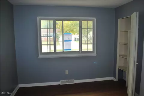 174 Warden Ave, Elyria, OH 44035 photo 7
