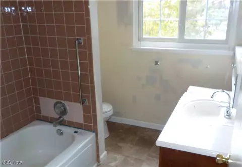 174 Warden Ave, Elyria, OH 44035 photo 26