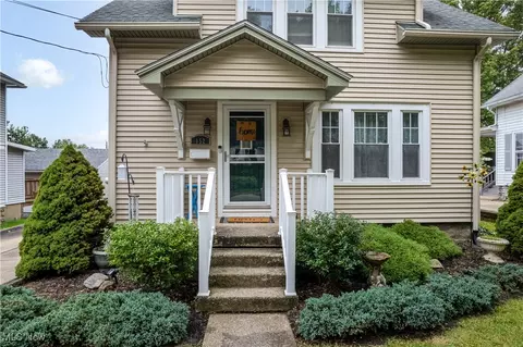 152 Summit St, Wadsworth, OH 44281