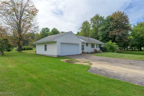 3738 S Ridge Rd E, Ashtabula, OH 44004 photo 2