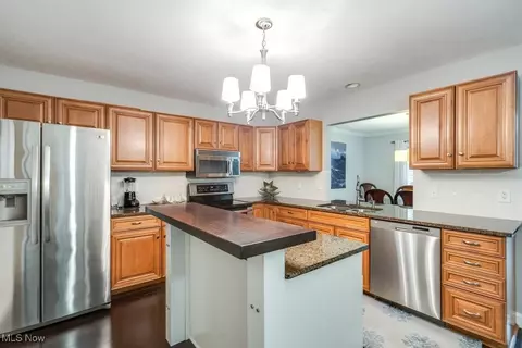 184 Delaware Trl, Copley, OH 44321 photo 18