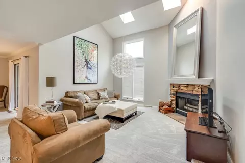 184 Delaware Trl, Copley, OH 44321 photo 6