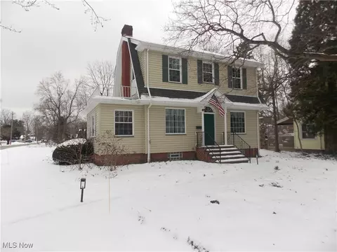 4838 River St, Willoughby, OH 44094