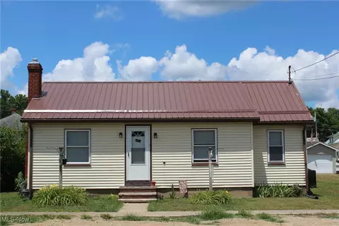 311 3rd St, Beverly, OH 45715