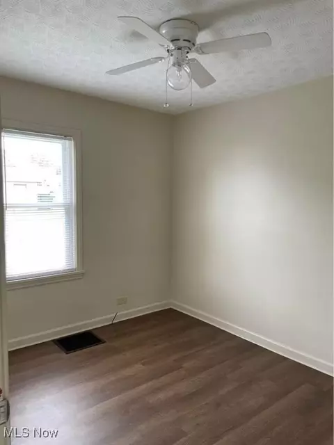 311 3rd St, Beverly, OH 45715 photo 5