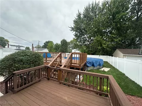 882 Jamestown Ave, Elyria, OH 44035 photo 22
