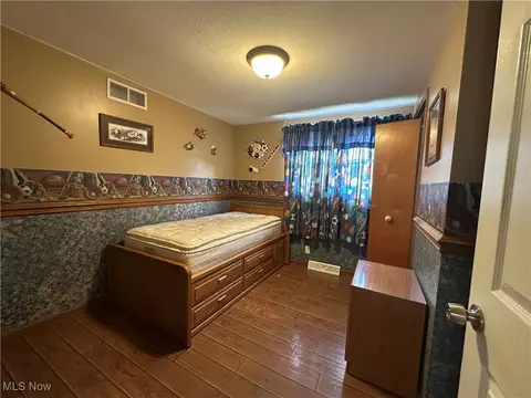 882 Jamestown Ave, Elyria, OH 44035 photo 15