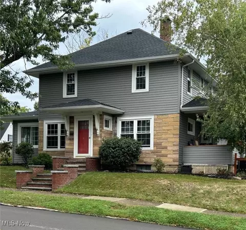70 N 3rd St, Rittman, OH 44270
