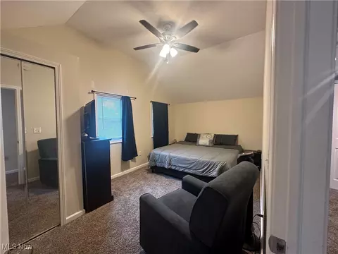 Bedroom - 417 Kenyon Ave, Elyria, OH 44035 photo 2 of 3