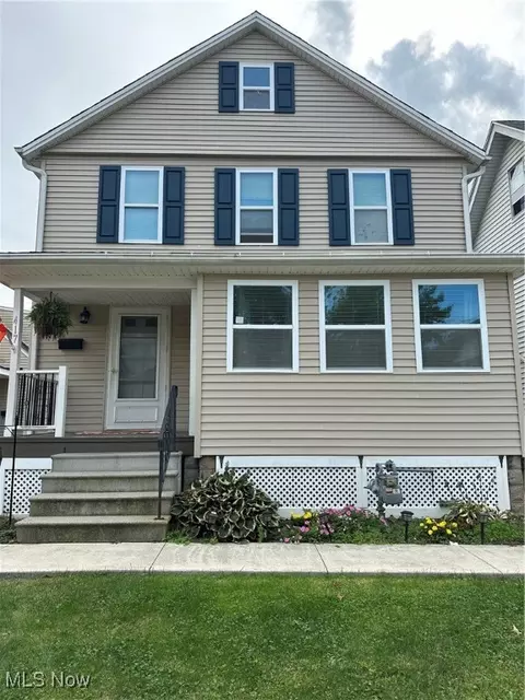 417 Kenyon Ave, Elyria, OH 44035