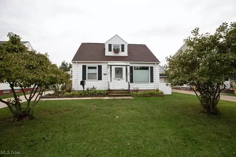 20300 Nicholas Ave, Euclid, OH 44123