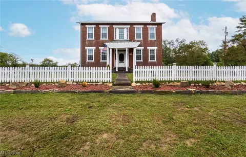 8745 Scroggs Rd, Lisbon, OH 44432