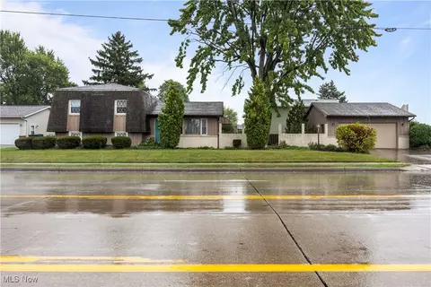 800 Cooper Foster Park Rd, Amherst, OH 44001