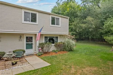 3233 Bay Landing Dr, Westlake, OH 44145