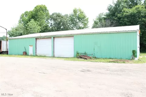 155 Walnut St, Corning, OH 43730 photo 7