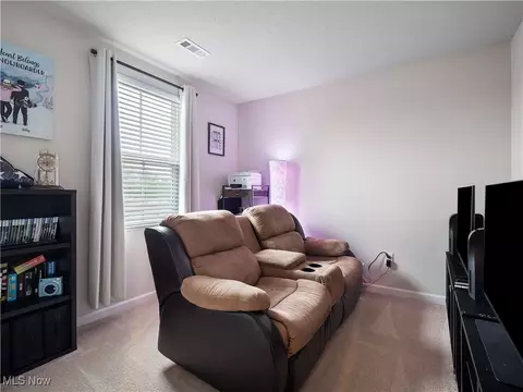 175 Wildflower Dr, Elyria, OH 44035 photo 21