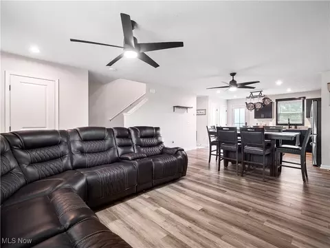 175 Wildflower Dr, Elyria, OH 44035 photo 9