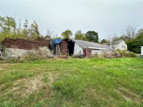2111 Huffs Run Rd, Wheeling, WV 26003 photo 4